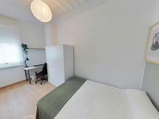 Carrer de Sant Vicent Màrtir, Valencia, Valencian Community 46007