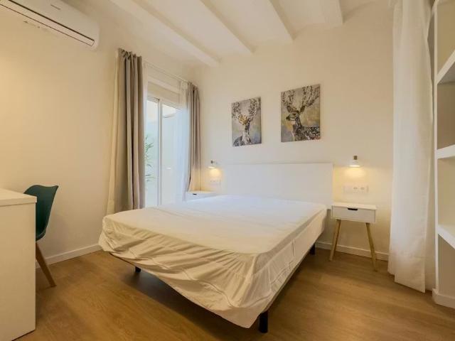 Carrer de Sant Antoni Abat, Barcelona, Catalonia 08001