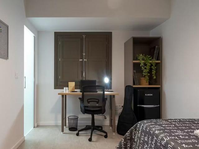 Carrer de Sant Donís, Valencia, Valencian Community 46003