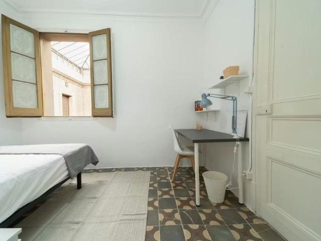 Carrer de Santa Anna, Barcelona, Catalonia 08002