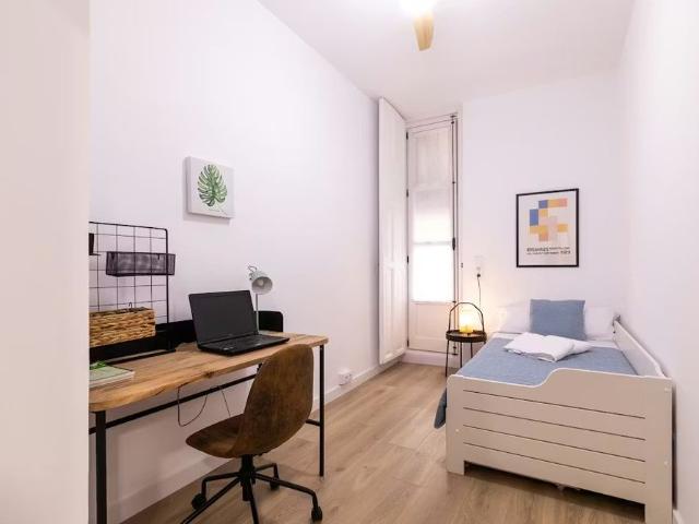 Carrer de Santa Irene, Valencia, Valencian Community 46002