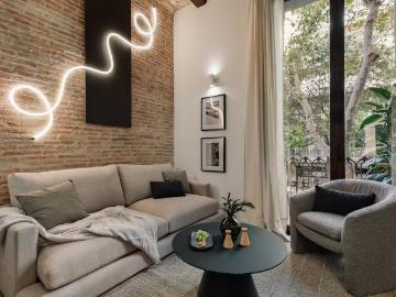 Sant Antoni, Barcelona, Lateral Gran Via de les Corts Catalanes, L'Antiga Esquerra de l'Eixample, Barcelona, Barcelona, Cataluña, Cataluña