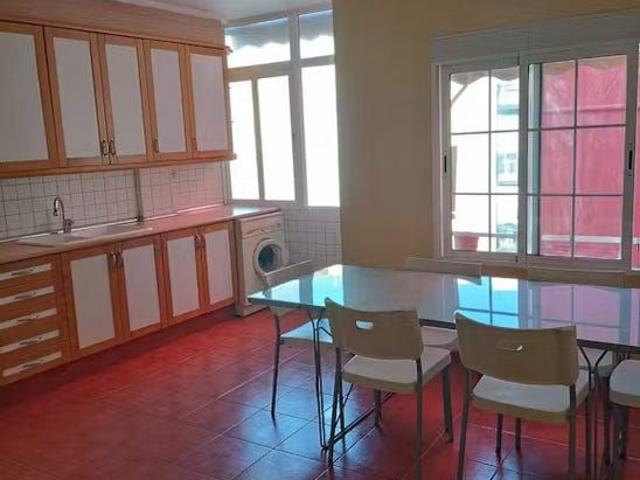 Carrer de Pepita, Valencia, Valencian Community 46009