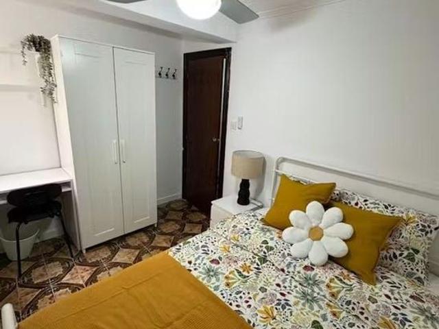 Carrer de Toledo, Torrent, Valencian Community 46900