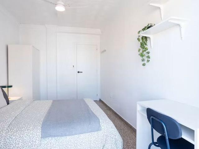Carrer de Vicente López, Silla, Valencian Community 46460