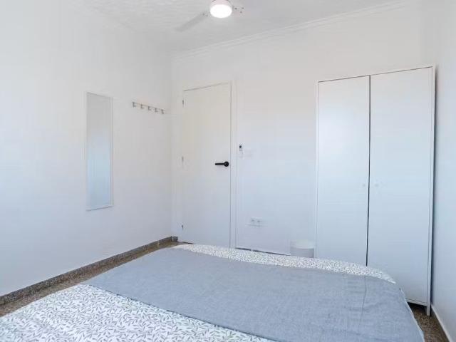 Carrer de Vicente López, Silla, Valencian Community 46460