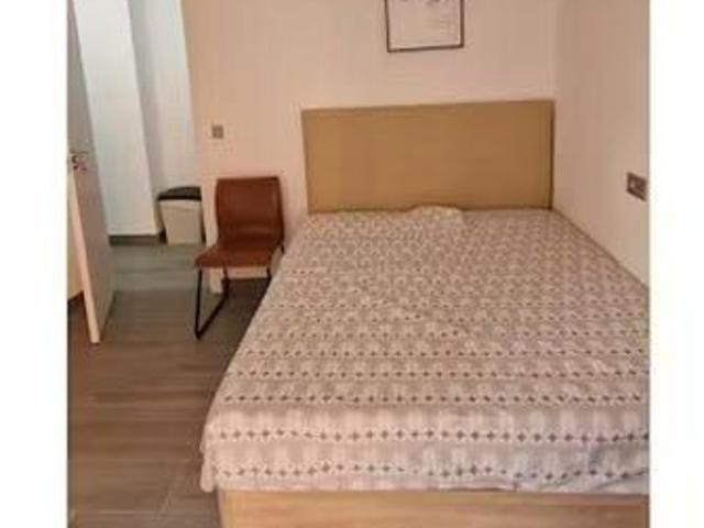 Carrer de Viladecans, Barcelona, Catalonia 08014