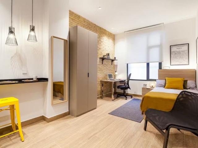 Carrer de Vinaròs, Valencia, Valencian Community 46020