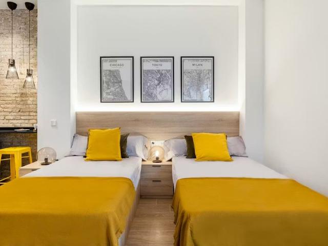 Carrer de Vinaròs, Valencia, Valencian Community 46020