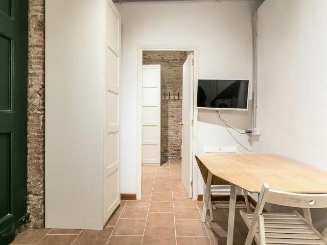Carrer de Vinaròs, Barcelona, Catalonia 08003