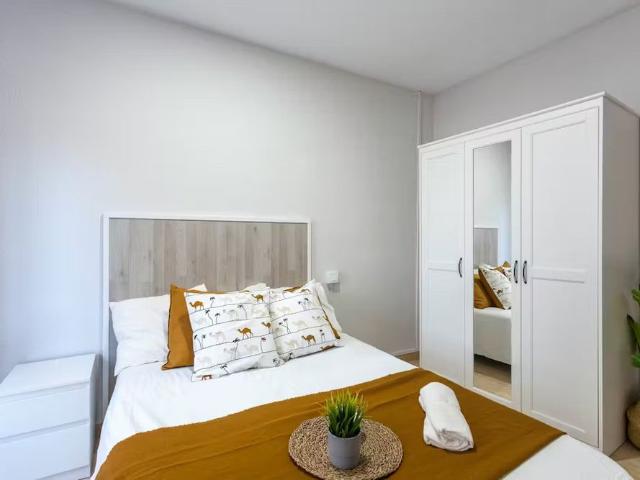 Carrer de Xàtiva, Valencia, Valencian Community 46002