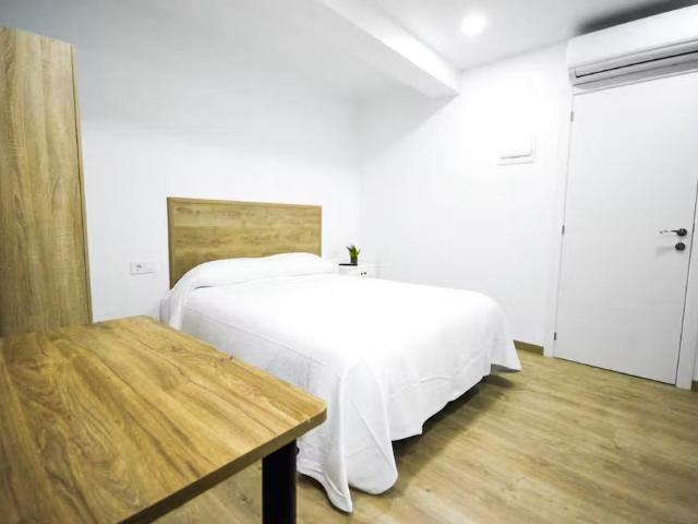 Carrer del Mestre Sosa, Valencia, Valencian Community 46007