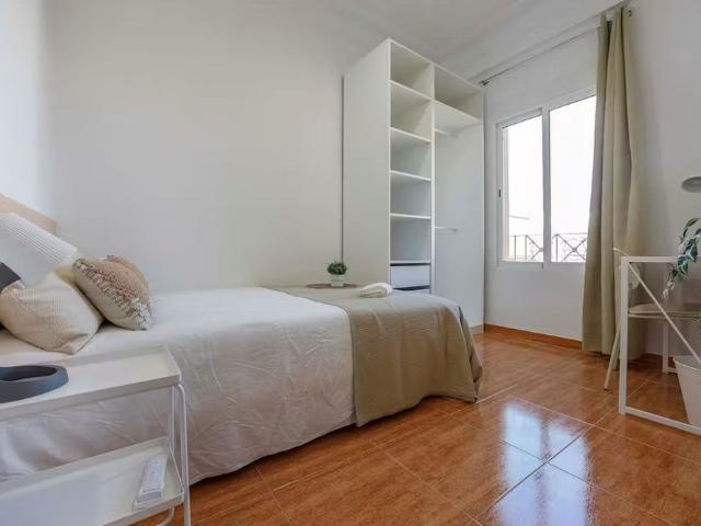 Carrer del Baró de San Petrillo, Valencia, Valencian Community 46020