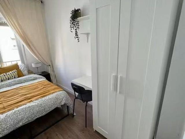 Carrer del Cardenal Benlloch, Valencia, Valencian Community 46920