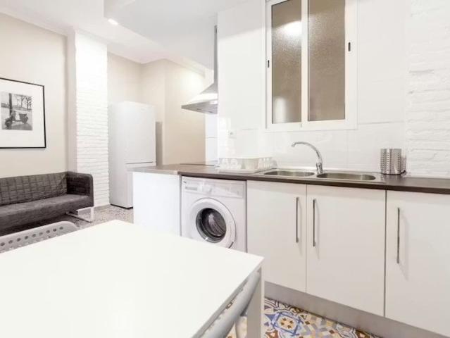 Carrer del Comte d'Altea, Valencia, Valencian Community 46005
