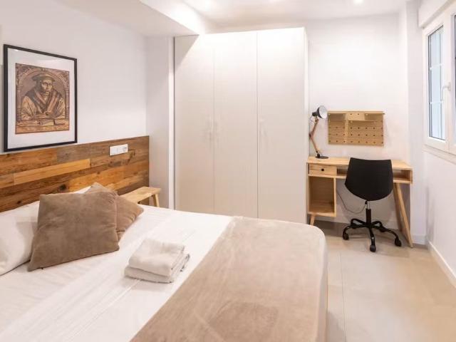 Carrer dels Àngels, Valencia, Valencian Community 46011
