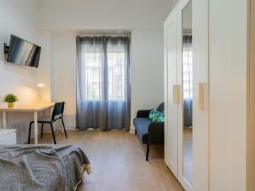 Carrer d'Honorat Juan, Valencia, Valencian Community 46007