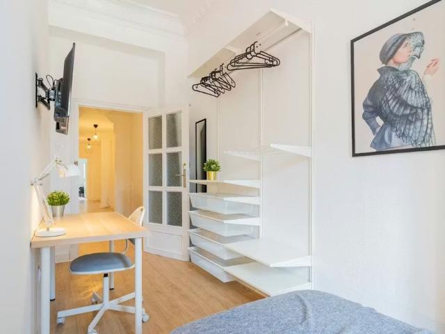 Carrer d'Honorat Juan, Valencia, Valencian Community 46007