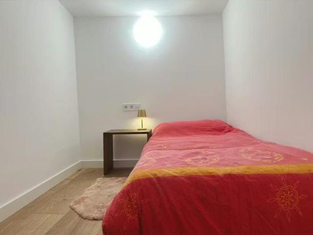 Carrer Holanda, L'Hospitalet de Llobregat, Catalonia 08903
