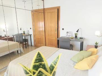 Carrer Isaac Peral, Burjassot, Valencian Community 46100