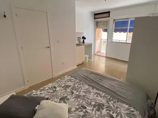 Carrer Joan Lluis Vives, Manises, Valencian Community 46940