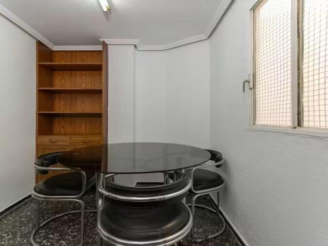 Carrer Manolo Taberner, Valencia, Valencian Community 46018