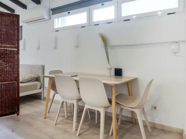 Carrer Martí, Valencia, Valencian Community 46005