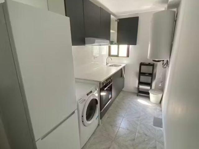 Carrer San Edesio, Manises, Valencian Community 46940