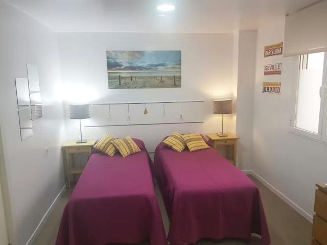Carrer Pedro Aleixandre, Valencia, Valencian Community 46006