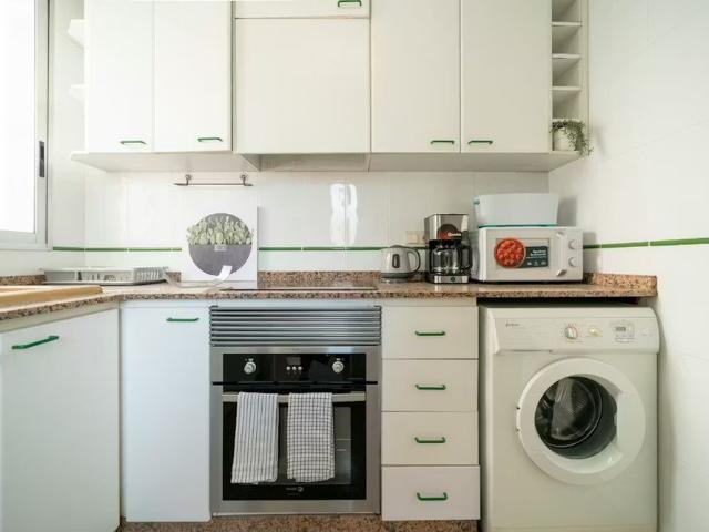 Carrer Pizarro, Valencia, Valencian Community 46004