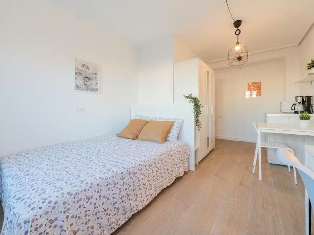 Carrer Terol, Valencia, Valencian Community 46008