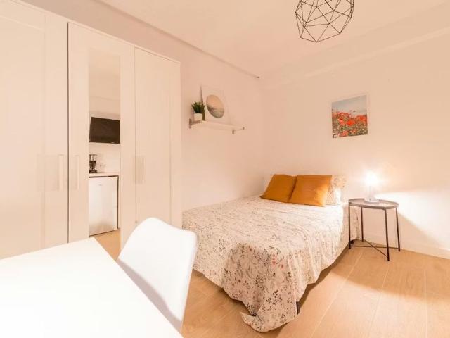 Carrer Terol, Valencia, Valencian Community 46008