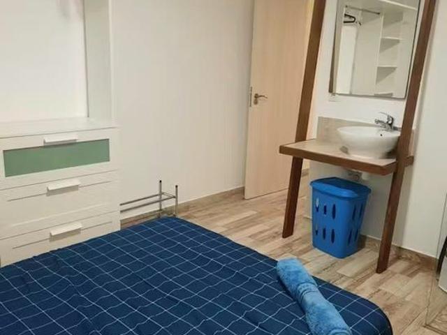 Carrer Vall de Laguar, Valencia, Valencian Community 46009