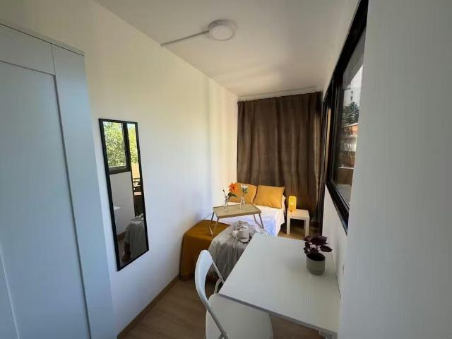 Carretera de Canillas, Madrid, Community of Madrid 28043