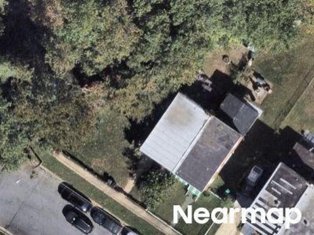 Carrington Ave