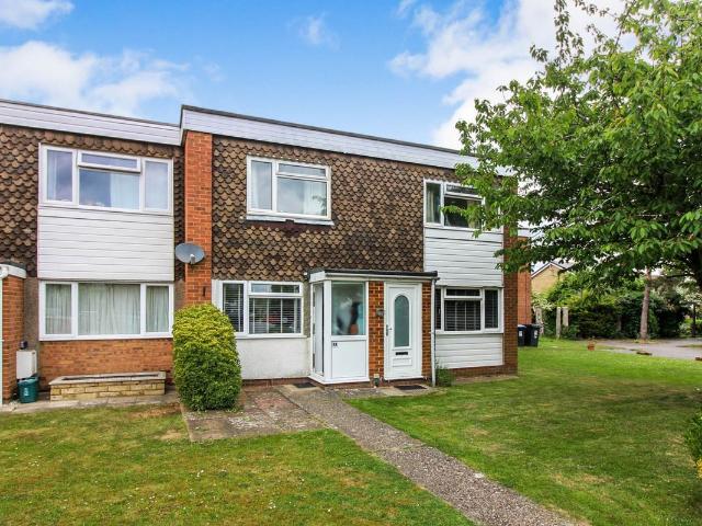 Carrington Place, Tring HP23, 2 bed maisonette to rent, £1,375 pcm | PrimeLocation