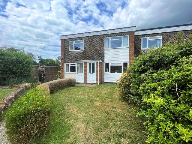Carrington Place, Tring 2 bed maisonette to rent £1,375 pcm £317 pw