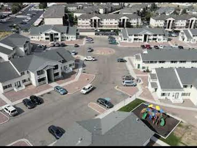 Carrington Pointe Apartments