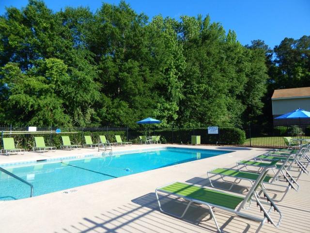 Carriage Hills 2 Bedroom Apartment for Rent at 3871 Northside Dr, Macon, GA 31210