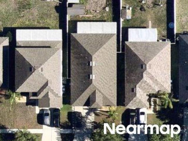 Carriage Pointe Dr
