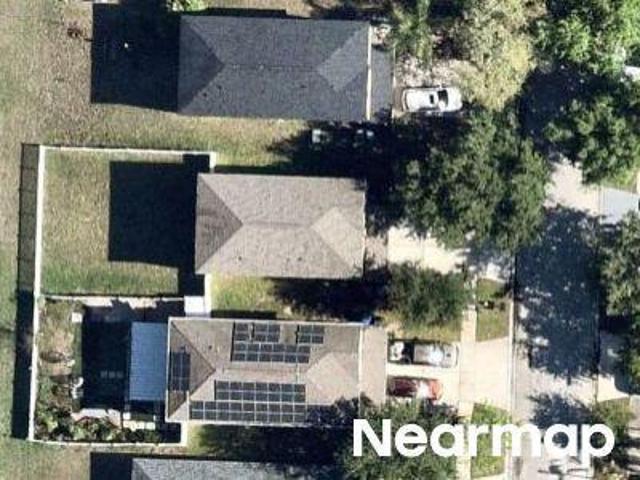 Carriage Pointe Dr