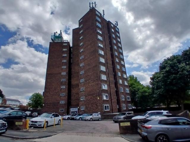 Carrick Point, Leicester LE5 1 bed apartment to rent £750 pcm £173 pw