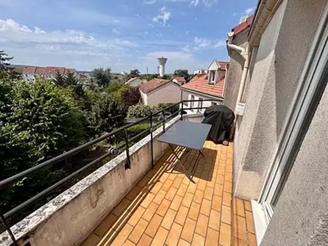 Carrières sous Poissy 78955 Achat / Vente appartement 3 pièces t3 au dernier étage cave