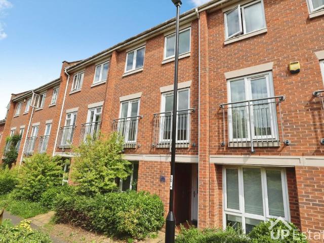 Carroll Crescent, Coventry CV2, 4 bed town house to rent, £1,300 pcm | PrimeLocation