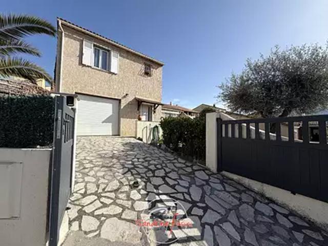 Carros 06510 Achat / Vente maison 4 pièces t4