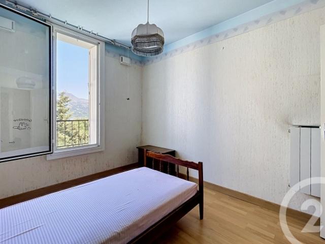 CARROS, appartement à vendre, 5 pièces, 92 m²