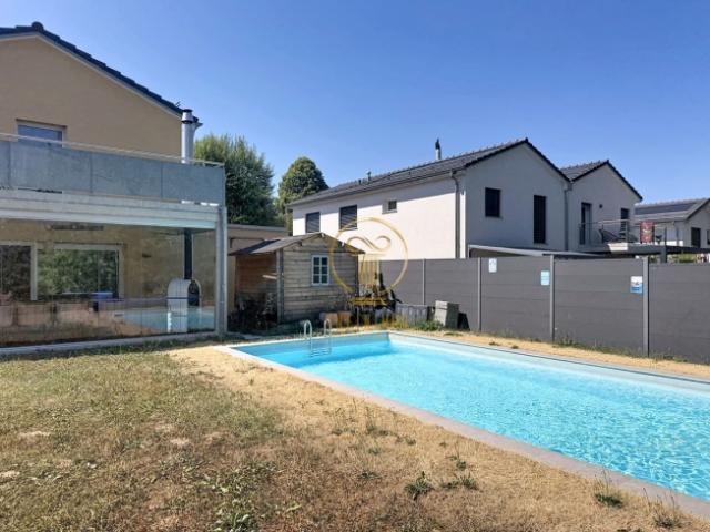 CARROUGE VD, EIN SELTENES FREISTEHENDES HAUS MIT 5,5 Zimmern und Blick auf den Moléson