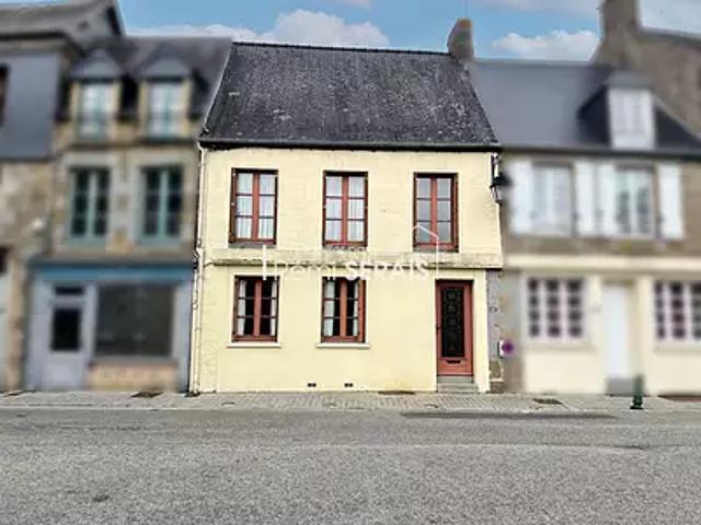 Carrouges 61320 Achat / Vente maison 6 pièces t6 au dernier étage cave