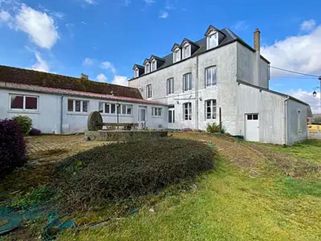 Carrouges 61320 Achat / Vente maison 8 pièces t8 au dernier étage