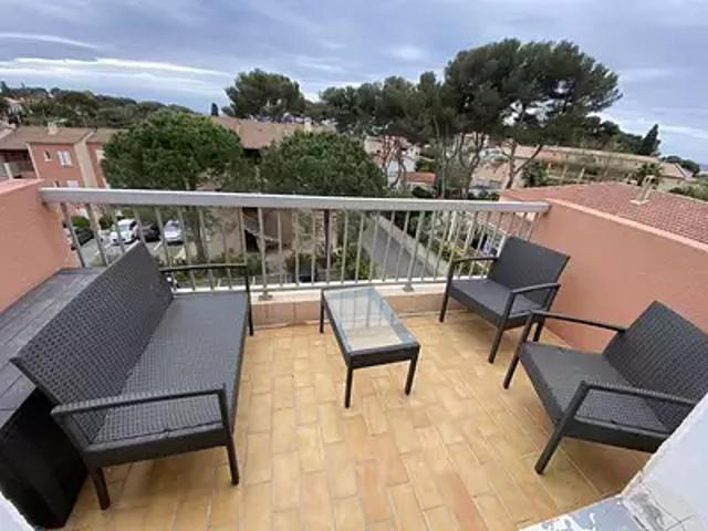 Carry le Rouet 13620 Location appartement 1 pièce t1 terrasse parking